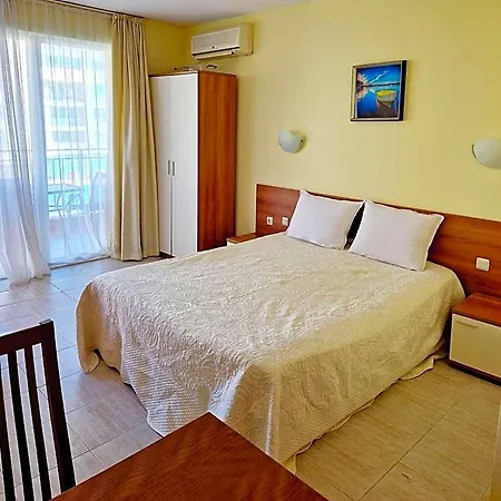 호텔 Pool View Studio, Pollo Resort, Sunny 3*